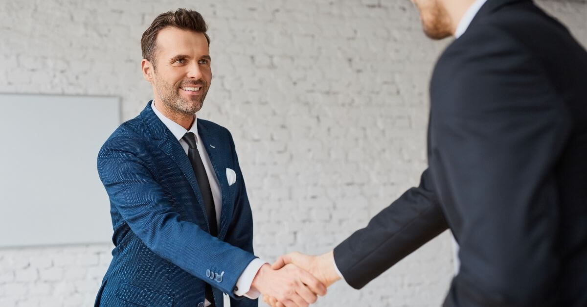 an-iso-agent-in-midlothian-tx-closing-a-deal